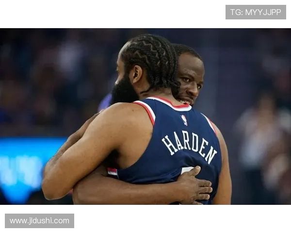 小卡28分带队胜勇士 快船仅差1场领跑 小卡28分带队胜勇士 快船仅差1场领跑